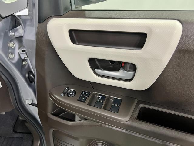 Ｎ−ＢＯＸＧ　走行１５３８７キロ／車検整備付一年保証・走行距離無制限走行１５３８７キロ　車検整備付　ワンセグナビ　ブルートゥース　バックカメラ　ＥＴＣ　クリアランスソナー　オートライト　ＬＥＤヘッドライト　ベンチシート（東京都）の中古車