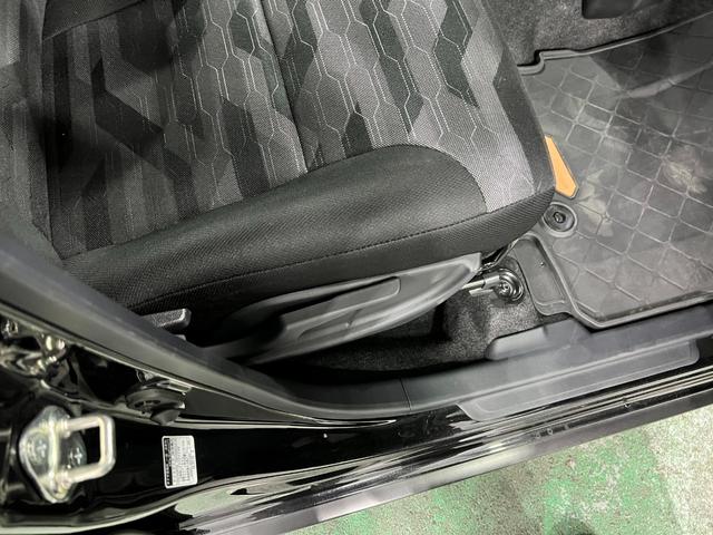 タントファンクロスターボ 走行17955キロ/ナビ/ドラレコ一年保証・走行距離無制限 走行17955キロ サイドエアバック クリアランスソナー オートマチックハイビーム オートライト LEDヘッドライト ベンチシート シートヒーター 両側電動スライドドア(埼玉県)の中古車