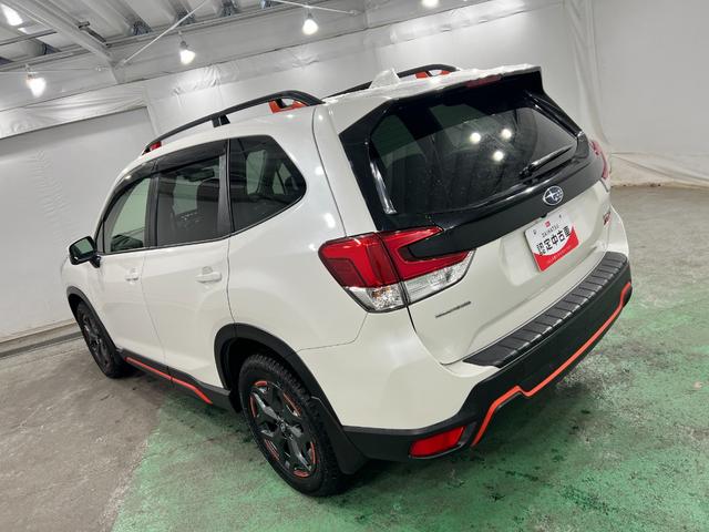 フォレスターＸ−ブレイク　走行５３３７２キロ／車検整備付／４ＷＤ／ナビ一年保証・走行距離無制限走行５３３７２キロ　フルセグナビ　ブルートゥース　バックカメラ　ＥＴＣ　オートライト　ＬＥＤヘッドライト　シートヒーター（埼玉県）の中古車