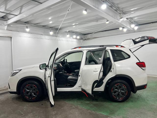 フォレスターＸ−ブレイク　走行５３３７２キロ／車検整備付／４ＷＤ／ナビ一年保証・走行距離無制限走行５３３７２キロ　フルセグナビ　ブルートゥース　バックカメラ　ＥＴＣ　オートライト　ＬＥＤヘッドライト　シートヒーター（埼玉県）の中古車