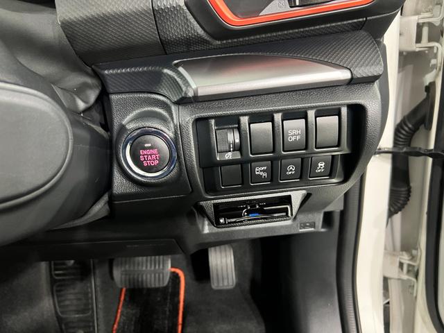 フォレスターＸ−ブレイク　走行５３３７２キロ／車検整備付／４ＷＤ／ナビ一年保証・走行距離無制限走行５３３７２キロ　フルセグナビ　ブルートゥース　バックカメラ　ＥＴＣ　オートライト　ＬＥＤヘッドライト　シートヒーター（埼玉県）の中古車