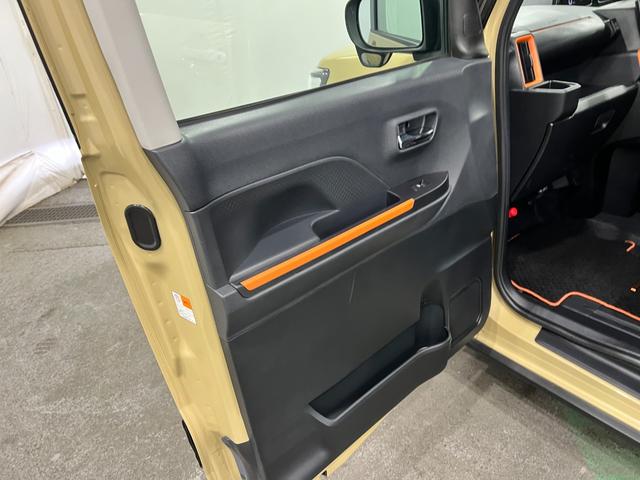 タントファンクロスターボ 走行13795キロ/車検整備付一年保証・走行距離無制限走行13795キロ 車検整備付 ディスプレイオーディオ 全周囲カメラ クリアランスソナー オートライト LEDヘッドライト ベンチシート シートヒーター 両側電動スライドドア(埼玉県)の中古車