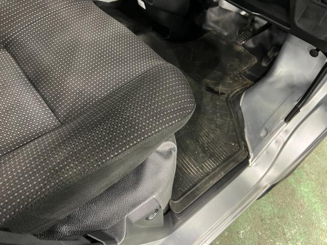 ハイゼットカーゴデラックスSAIII 走行91006キロ/4WD/ナビ一年保証・走行距離無制限走行91006キロ 4WD フルセグナビ ブルートゥース バックカメラ ドラレコ オートライト LEDヘッドライト(埼玉県)の中古車