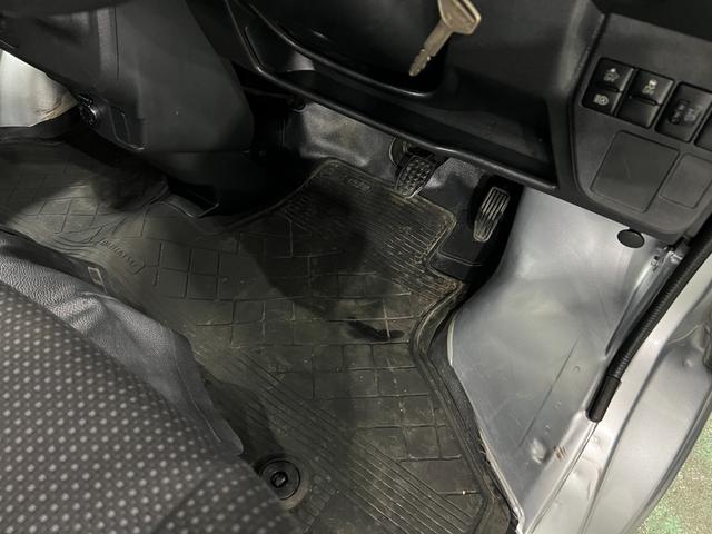 ハイゼットカーゴデラックスSAIII 走行91006キロ/4WD/ナビ一年保証・走行距離無制限走行91006キロ 4WD フルセグナビ ブルートゥース バックカメラ ドラレコ オートライト LEDヘッドライト(埼玉県)の中古車