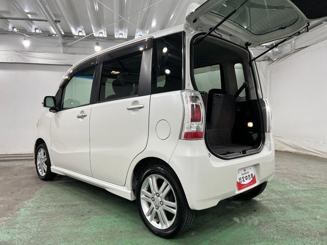 タントエグゼカスタムＲＳ　走行７７３８４キロ／ナビ一年保証・走行距離無制限走行７７３８４キロ　助手席エアバック　純正カーペットマット　ＨＩＤヘッドライト　フルセグナビ　ＤＶＤ（埼玉県）の中古車