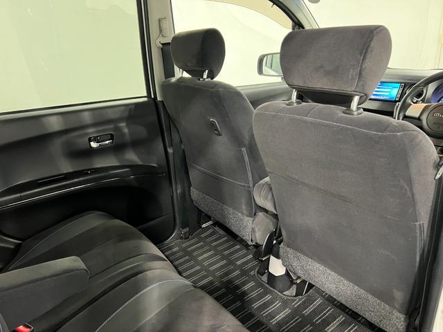 タントエグゼカスタムＲＳ　走行７７３８４キロ／ナビ一年保証・走行距離無制限走行７７３８４キロ　助手席エアバック　純正カーペットマット　ＨＩＤヘッドライト　フルセグナビ　ＤＶＤ（埼玉県）の中古車