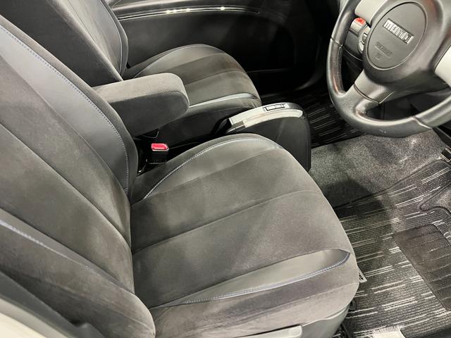 タントエグゼカスタムＲＳ　走行７７３８４キロ／ナビ一年保証・走行距離無制限走行７７３８４キロ　助手席エアバック　純正カーペットマット　ＨＩＤヘッドライト　フルセグナビ　ＤＶＤ（埼玉県）の中古車