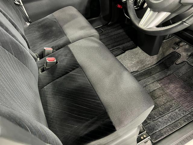 タントカスタムＲＳ　ＳＡ　走行６５９２４キロ／後席モニター／４ＷＤワンオーナー　禁煙車　４ＷＤ　フルセグナビ　バックカメラ　後席モニター　オートライト　ＬＥＤヘッドライト　両側電動スライドドア（埼玉県）の中古車