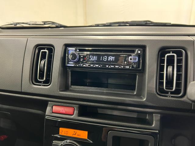 アルトワークスベースグレード MT車/レカロシート/走行69208キロ1年保証距離無制限 走行距離69208キロ MT車 走行69208キロ カーペットマット 助手席エアバッグ オートライトHIDヘッドランプ プッシュボタンスタート レカロシート(埼玉県)の中古車