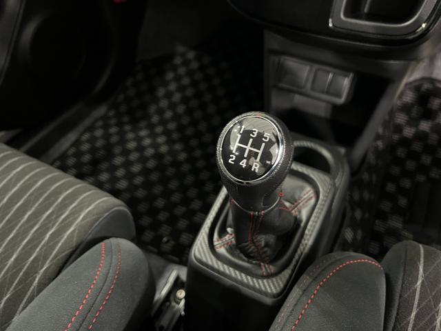 アルトワークスベースグレード MT車/レカロシート/走行69208キロ1年保証距離無制限 走行距離69208キロ MT車 走行69208キロ カーペットマット 助手席エアバッグ オートライトHIDヘッドランプ プッシュボタンスタート レカロシート(埼玉県)の中古車