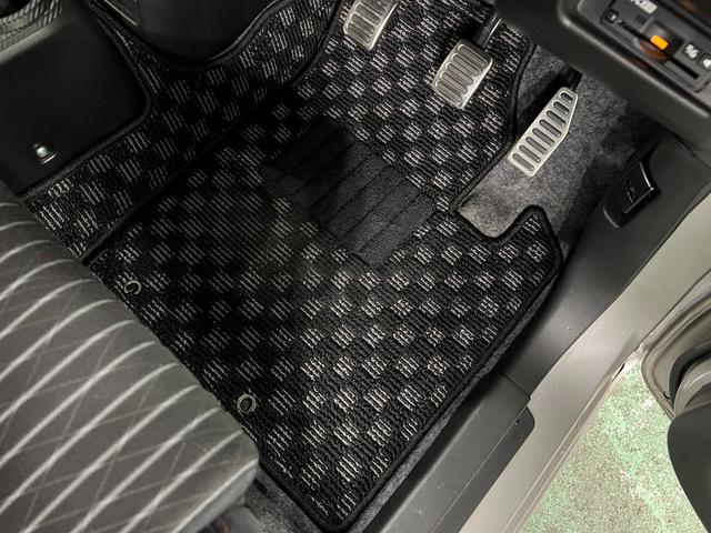 アルトワークスベースグレード MT車/レカロシート/走行69208キロ1年保証距離無制限 走行距離69208キロ MT車 走行69208キロ カーペットマット 助手席エアバッグ オートライトHIDヘッドランプ プッシュボタンスタート レカロシート(埼玉県)の中古車