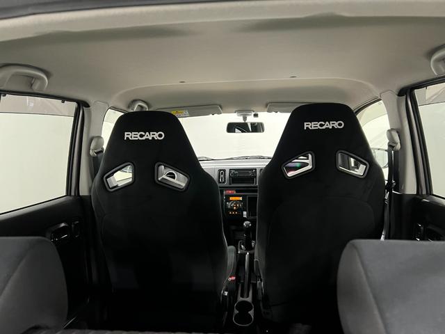 アルトワークスベースグレード MT車/レカロシート/走行69208キロ1年保証距離無制限 走行距離69208キロ MT車 走行69208キロ カーペットマット 助手席エアバッグ オートライトHIDヘッドランプ プッシュボタンスタート レカロシート(埼玉県)の中古車