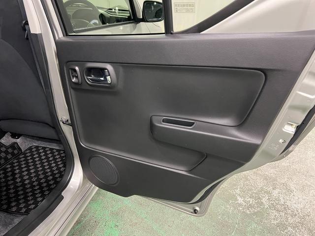 アルトワークスベースグレード MT車/レカロシート/走行69208キロ1年保証距離無制限 走行距離69208キロ MT車 走行69208キロ カーペットマット 助手席エアバッグ オートライトHIDヘッドランプ プッシュボタンスタート レカロシート(埼玉県)の中古車