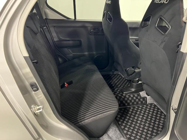 アルトワークスベースグレード MT車/レカロシート/走行69208キロ1年保証距離無制限 走行距離69208キロ MT車 走行69208キロ カーペットマット 助手席エアバッグ オートライトHIDヘッドランプ プッシュボタンスタート レカロシート(埼玉県)の中古車