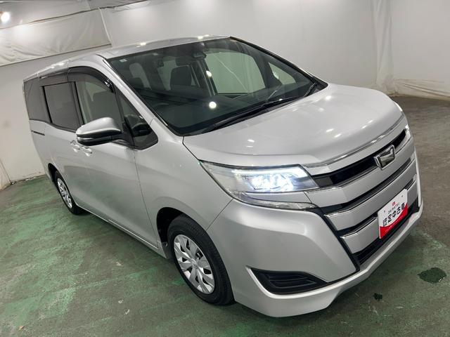 ノアX 走行28496キロ/雹害/修復歴/ナビ/後席モニター一年保証・走行距離無制限走行28496キロ フルセグナビ ブルートゥース バックカメラ ドラレコ 後席モニター ETC オートライト LEDヘッドライト(埼玉県)の中古車