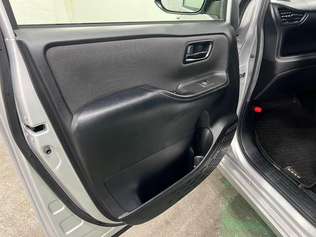 ノアX 走行28496キロ/雹害/修復歴/ナビ/後席モニター一年保証・走行距離無制限走行28496キロ フルセグナビ ブルートゥース バックカメラ ドラレコ 後席モニター ETC オートライト LEDヘッドライト(埼玉県)の中古車