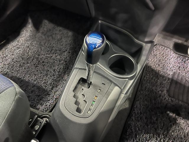 アクアS 走行52444キロ/車検整備付/ナビ/バックカメラ一年保証・走行距離無制限走行52444キロ 車検整備付 フルセグナビ ブルートゥース バックカメラ オートライト HIDヘッドライト(埼玉県)の中古車