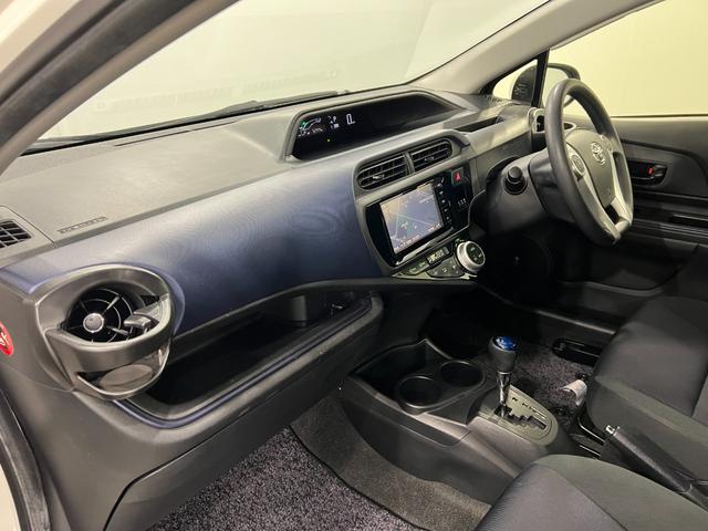 アクアS 走行52444キロ/車検整備付/ナビ/バックカメラ一年保証・走行距離無制限走行52444キロ 車検整備付 フルセグナビ ブルートゥース バックカメラ オートライト HIDヘッドライト(埼玉県)の中古車