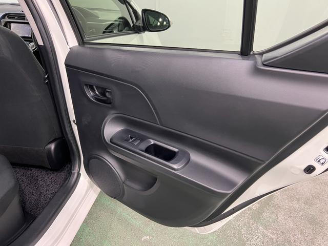 アクアS 走行52444キロ/車検整備付/ナビ/バックカメラ一年保証・走行距離無制限走行52444キロ 車検整備付 フルセグナビ ブルートゥース バックカメラ オートライト HIDヘッドライト(埼玉県)の中古車