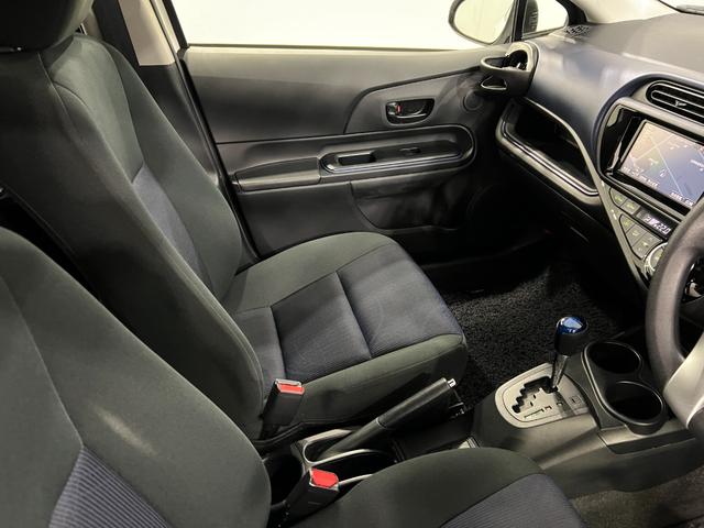 アクアS 走行52444キロ/車検整備付/ナビ/バックカメラ一年保証・走行距離無制限走行52444キロ 車検整備付 フルセグナビ ブルートゥース バックカメラ オートライト HIDヘッドライト(埼玉県)の中古車