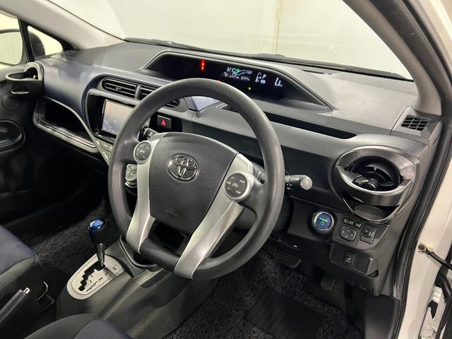 アクアS 走行52444キロ/車検整備付/ナビ/バックカメラ一年保証・走行距離無制限走行52444キロ 車検整備付 フルセグナビ ブルートゥース バックカメラ オートライト HIDヘッドライト(埼玉県)の中古車