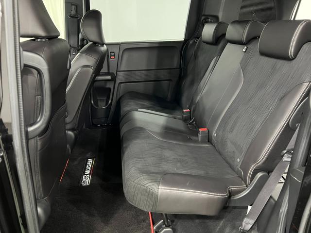 フリードスパイクＧ　エアロ　走行３６８９７キロ／フルセグナビ／バックカメラ１年保証距離無制限　走行距離３６８９７キロ　フルセグナビ　バックカメラ　ブルートゥース　フロアマット　助手席エアバッグ　オートライト　ＨＩＤヘッドランプ　両側電動スライドドア　電動格納式ドアミラー（埼玉県）の中古車
