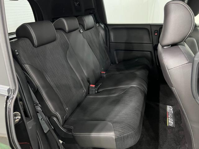 フリードスパイクＧ　エアロ　走行３６８９７キロ／フルセグナビ／バックカメラ１年保証距離無制限　走行距離３６８９７キロ　フルセグナビ　バックカメラ　ブルートゥース　フロアマット　助手席エアバッグ　オートライト　ＨＩＤヘッドランプ　両側電動スライドドア　電動格納式ドアミラー（埼玉県）の中古車