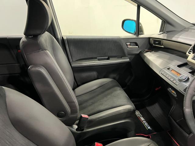 フリードスパイクＧ　エアロ　走行３６８９７キロ／フルセグナビ／バックカメラ１年保証距離無制限　走行距離３６８９７キロ　フルセグナビ　バックカメラ　ブルートゥース　フロアマット　助手席エアバッグ　オートライト　ＨＩＤヘッドランプ　両側電動スライドドア　電動格納式ドアミラー（埼玉県）の中古車