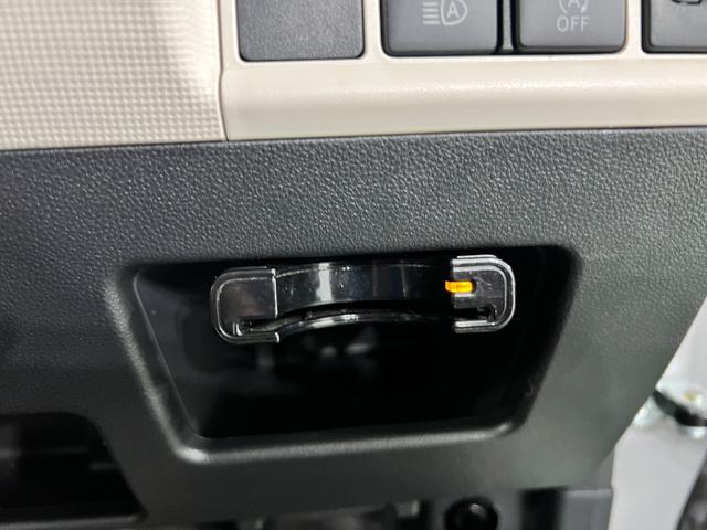 ムーヴキャンバスＸリミテッドメイクアップ　ＳＡIII　走行７７６１２キロ一年保証・走行距離無制限走行７７６１２キロ　助手席エアバック　ＥＴＣ　純正カーペットマット　オートライト　両側電動スライドドア（埼玉県）の中古車