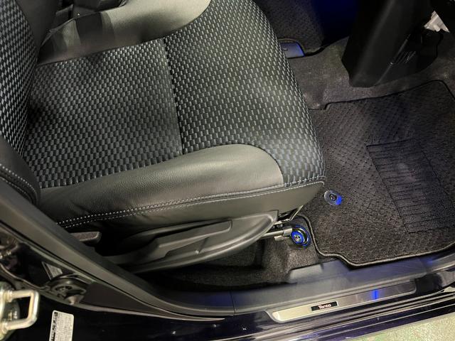 タントカスタムＲＳ　走行２６０１０キロ／純正９インチナビ／ドラレコ１年保証距離無制限　走行距離２６０１０キロ　純正フルセグナビ　パノラマモニター　ドラレコ　純正マット　サイドエアバッグ　ＬＥＤヘッドランプ　アイドリングストップ　シートヒーター　両側電動スライドドア（埼玉県）の中古車