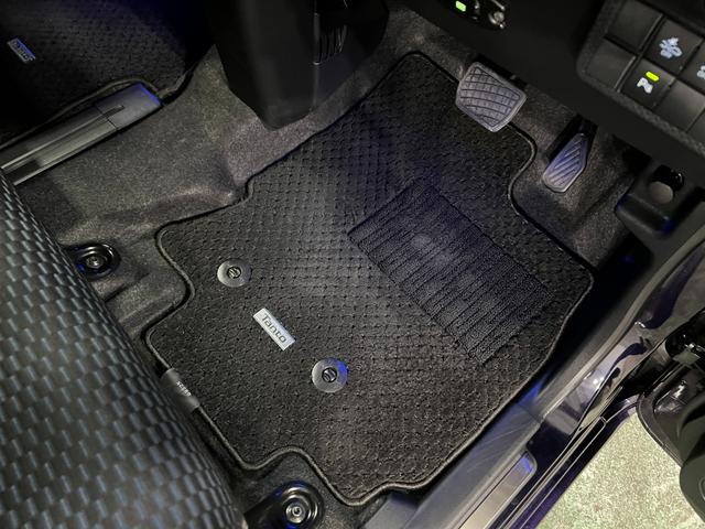 タントカスタムＲＳ　走行２６０１０キロ／純正９インチナビ／ドラレコ１年保証距離無制限　走行距離２６０１０キロ　純正フルセグナビ　パノラマモニター　ドラレコ　純正マット　サイドエアバッグ　ＬＥＤヘッドランプ　アイドリングストップ　シートヒーター　両側電動スライドドア（埼玉県）の中古車