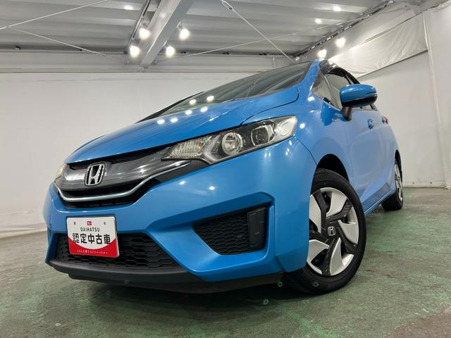 フィットハイブリッドＬパッケージ　走行４２９３０キロ／ワンセグナビ／バックカメラ１年保証距離無制限　走行距離４２９３０キロ　ワンセグナビ　バックカメラ　純正マット　サイドエアバッグ　オートライト　ＬＥＤヘッドランプ　電動格納式ドアミラー（埼玉県）の中古車