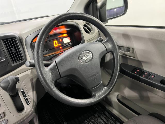 ミライースＬ　走行５５３０１キロ／車検整備付／タイヤ４本交換一年保証・走行距離無制限走行５５３０１　車検整備付　タイヤ４本交換　助手席エアバック　純正カーペットマット　アイドリングストップ　キーレス（埼玉県）の中古車