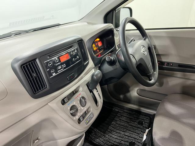 ミライースＬ　走行５５３０１キロ／車検整備付／タイヤ４本交換一年保証・走行距離無制限走行５５３０１　車検整備付　タイヤ４本交換　助手席エアバック　純正カーペットマット　アイドリングストップ　キーレス（埼玉県）の中古車