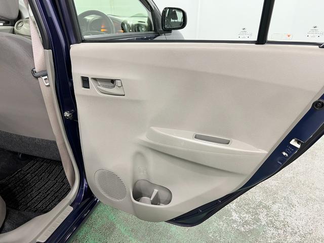 ミライースＬ　走行５５３０１キロ／車検整備付／タイヤ４本交換一年保証・走行距離無制限走行５５３０１　車検整備付　タイヤ４本交換　助手席エアバック　純正カーペットマット　アイドリングストップ　キーレス（埼玉県）の中古車