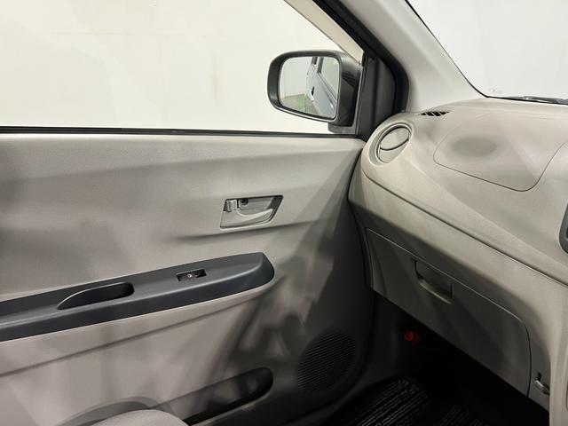 ミライースＬ　走行５５３０１キロ／車検整備付／タイヤ４本交換一年保証・走行距離無制限走行５５３０１　車検整備付　タイヤ４本交換　助手席エアバック　純正カーペットマット　アイドリングストップ　キーレス（埼玉県）の中古車