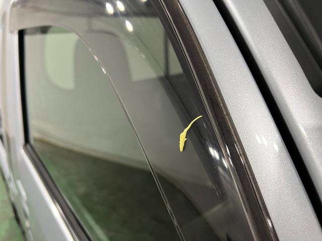 ハイゼットトラックジャンボエクストラ　走行１１２９２キロ／ＣＤチューナー１年保証距離無制限　走行距離１１２９２キロ　ＣＤチューナー　純正フロアマット　助手席エアバッグ　クリアランスソナー　ＬＥＤヘッドランプ　アイドリングストップ　ＬＥＤ荷台作業灯（埼玉県）の中古車