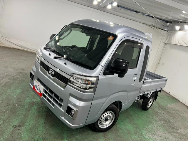 ハイゼットトラックジャンボエクストラ　走行１１２９２キロ／ＣＤチューナー１年保証距離無制限　走行距離１１２９２キロ　ＣＤチューナー　純正フロアマット　助手席エアバッグ　クリアランスソナー　ＬＥＤヘッドランプ　アイドリングストップ　ＬＥＤ荷台作業灯（埼玉県）の中古車