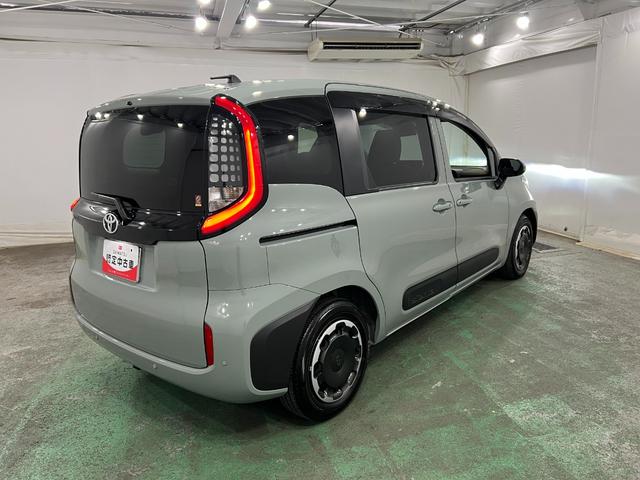 シエンタZ 走行5492キロ/ディスプレイオーディオ/全周囲カメラワンオーナー 禁煙車 ディスプレイオーディオ ブルートゥース 全周囲カメラ ETC オートライト 純正LEDヘッドライト 両側電動スライドドア 純正ホイールキャップセット キーフリー パノラマモニター(埼玉県)の中古車