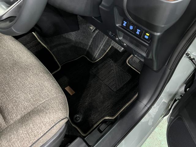 シエンタZ 走行5492キロ/ディスプレイオーディオ/全周囲カメラワンオーナー 禁煙車 ディスプレイオーディオ ブルートゥース 全周囲カメラ ETC オートライト 純正LEDヘッドライト 両側電動スライドドア 純正ホイールキャップセット キーフリー パノラマモニター(埼玉県)の中古車