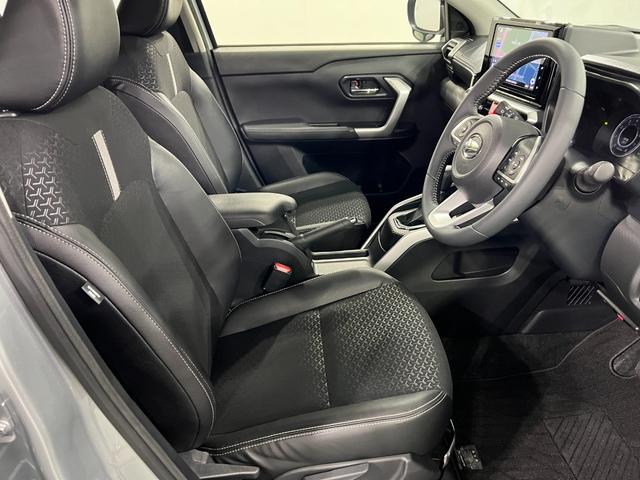 ロッキープレミアム　走行８２７３８キロ／車検整備付／ナビ／ドラレコ１年保証・走行距離無制限　ブルートゥース　バックカメラ　ＥＴＣ　サイドエアバック　クリアランスソナー　オートマチックハイビーム　オートライト　ＬＥＤヘッドライト　シートヒーター（埼玉県）の中古車