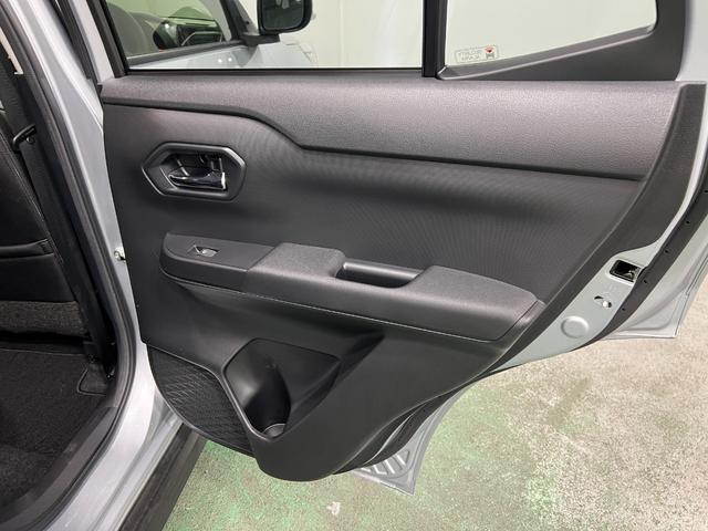 ロッキープレミアム　走行８２７３８キロ／車検整備付／ナビ／ドラレコ１年保証・走行距離無制限　ブルートゥース　バックカメラ　ＥＴＣ　サイドエアバック　クリアランスソナー　オートマチックハイビーム　オートライト　ＬＥＤヘッドライト　シートヒーター（埼玉県）の中古車