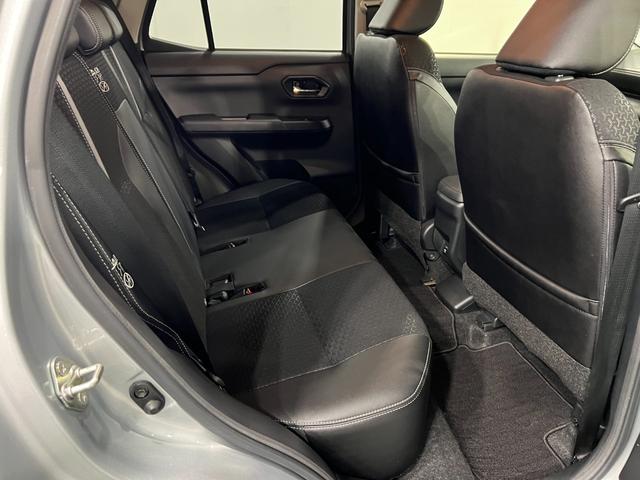 ロッキープレミアム　走行８２７３８キロ／車検整備付／ナビ／ドラレコ１年保証・走行距離無制限　ブルートゥース　バックカメラ　ＥＴＣ　サイドエアバック　クリアランスソナー　オートマチックハイビーム　オートライト　ＬＥＤヘッドライト　シートヒーター（埼玉県）の中古車