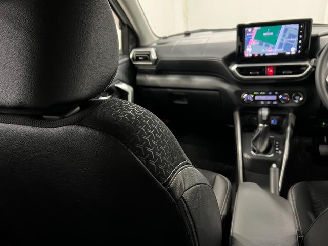 ロッキープレミアム　走行８２７３８キロ／車検整備付／ナビ／ドラレコ１年保証・走行距離無制限　ブルートゥース　バックカメラ　ＥＴＣ　サイドエアバック　クリアランスソナー　オートマチックハイビーム　オートライト　ＬＥＤヘッドライト　シートヒーター（埼玉県）の中古車
