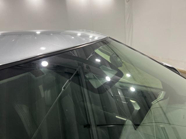 ロッキープレミアム　走行８２７３８キロ／車検整備付／ナビ／ドラレコ１年保証・走行距離無制限　ブルートゥース　バックカメラ　ＥＴＣ　サイドエアバック　クリアランスソナー　オートマチックハイビーム　オートライト　ＬＥＤヘッドライト　シートヒーター（埼玉県）の中古車