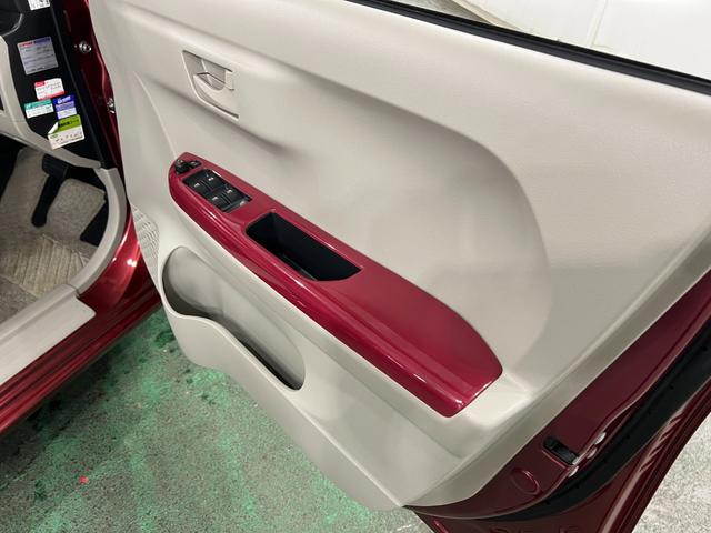 パッソＸ　ＬパッケージＳ　走行１６３８０キロ／車検整備付／ナビＢｌｕｅｔｏｏｔｈ　バックカメラ　ドラレコ　オートライト　ＬＥＤヘッドライト　ベンチシート　助手席エアバック　一年保証・走行距離無制限（埼玉県）の中古車