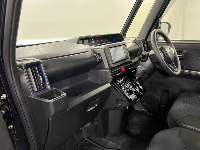 タントカスタムＸ　走行１１１５６キロ／クリアランスソナー／ナビ一年保証・走行距離無制限走行１１１５６キロ　フルセグナビ　ブルートゥース　バックカメラ　ドラレコ　ＥＴＣ　クリアランスソナー　オートライト　ＬＥＤヘッドライト　シートヒーター　両側電動スライドドア（埼玉県）の中古車