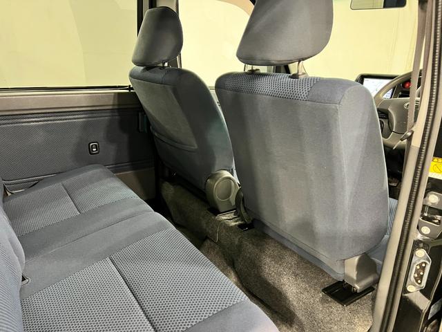 ハイゼットカーゴクルーズターボ 4WD/MT車/走行47232キロ/ナビ1年保証距離無制限 走行距離47232キロ 4WD MT車 ワンセグナビ バックカメラ 助手席エアバッグ 純正フロアマット マニュアルエアコン(埼玉県)の中古車