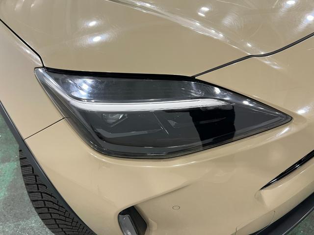 ヤリスクロスハイブリッドＺ　走行２６４９３キロ／フルセグナビ／ドラレコ１年保証距離無制限　走行距離２６４９３キロ　フルセグナビ　バックカメラ　ブルートゥース　ドラレコ　純正マット　サイドエアバッグ　ＬＥＤヘッドランプ　電動格納式ドアミラー　シートヒーター（埼玉県）の中古車