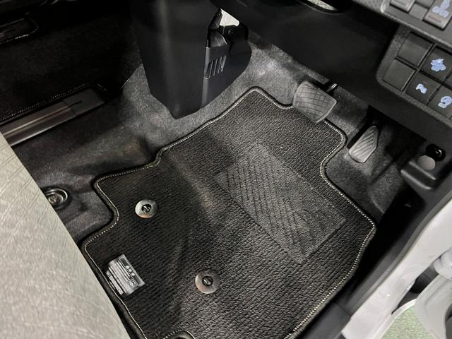 タントＸ　走行１１２０２キロ／純正フルセグナビ／バックカメラ１年保証距離無制限　走行距離１１２０２キロ　純正フルセグナビ　バックカメラ　ブルートゥース　純正マット　サイドエアバッグ　ＬＥＤヘッドランプ　アイドリングストップ　シートヒーター　両側電動スライドドア（埼玉県）の中古車